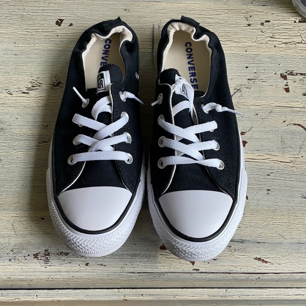 Gorgeous converse slip ons!